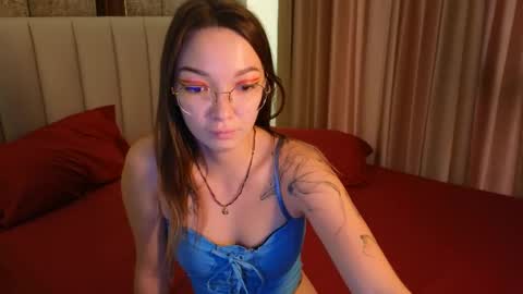 Snapshot of susannjohnson chatting on May 18, 4:07 am susannjohnson online show from May 18, 4:07 am