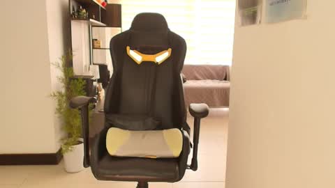 Snapshot of susanrhodes_ chatting on October 28, 2:20 pm Susan Rhodes online show from October 28, 2:20 pm