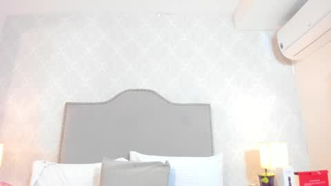 susanthomass online show from May 15, 7:48 am