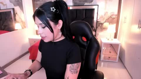 Snapshot of susanvilla chatting on May 20, 7:42 pm susanvilla online show from May 20, 7:42 pm