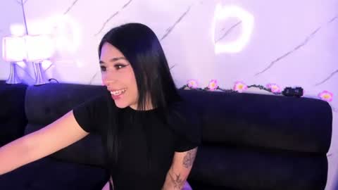 susanvilla online show from July 14, 11:49 am