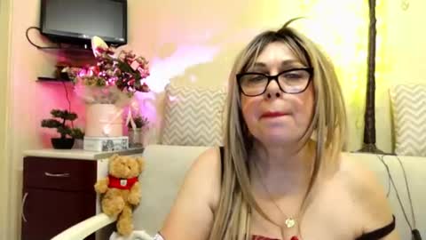 SusiexNoreen online show from June 21, 2:25 am