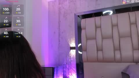 Snapshot of susimendez_ chatting on June 1, 8:43 pm susi online show from June 1, 8:43 pm