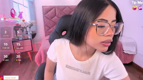 Snapshot of sussan_love01 chatting on September 29, 2:00 pm Susan online show from September 29, 2:00 pm