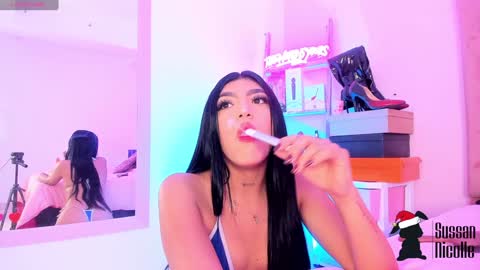 Sussan Nicole  online show from December 17, 12:54 pm