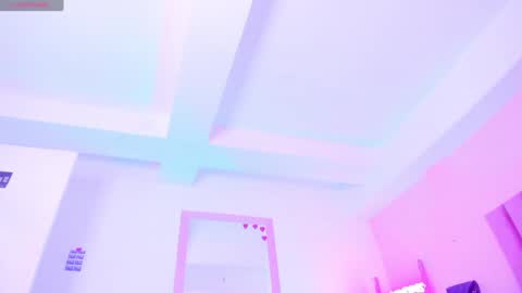 Sussan Nicole  online show from January 22, 3:40 pm