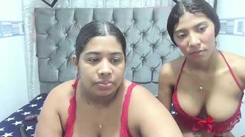 Snapshot of sussann_gomez chatting on September 28, 12:32 pm sussann online show from September 28, 12:32 pm