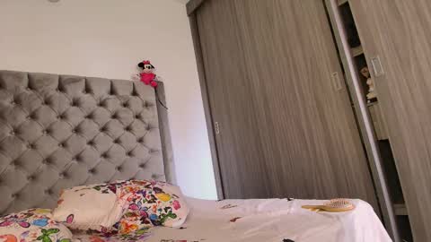 Snapshot of sussidream chatting on November 4, 5:34 pm Andrea online show from November 4, 5:34 pm