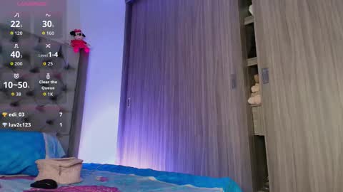 Snapshot of sussidream chatting on November 23, 12:32 am Andrea online show from November 23, 12:32 am