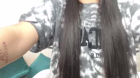 Snapshot of sussy_leon chatting on January 18, 12:26 pm sussy leon online show from January 18, 12:26 pm