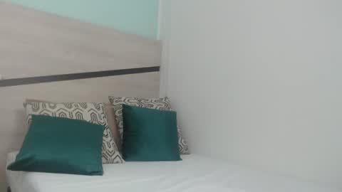 Snapshot of sussy_leon chatting on February 14, 3:26 pm sussy leon online show from February 14, 3:26 pm