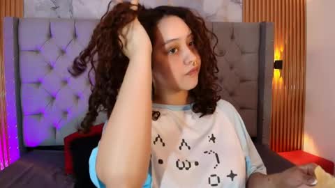 suxan_white online show from May 24, 2:00 pm