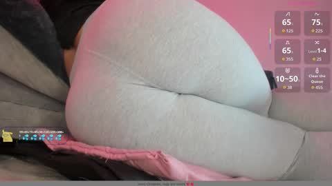 suzanana online show from December 22, 6:38 pm