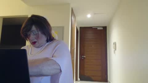 My name is Sissy or more fully Suzanna Aprilia Maria Mariquita Catarina Chinita Banci. Soy una puta - que chimba ladybug online show from May 1, 6:34 pm