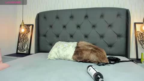 S U Z E T  online show from October 2, 7:43 pm