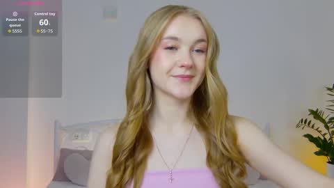 Snapshot of suzipons chatting on November 15, 2:46 pm Suzi online show from November 15, 2:46 pm