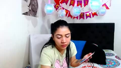 Snapshot of suzy_0 chatting on June 24, 4:39 pm suzy_0 online show from June 24, 4:39 pm