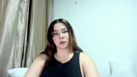 Suzy Amaya  online show from February 9, 1:20 am