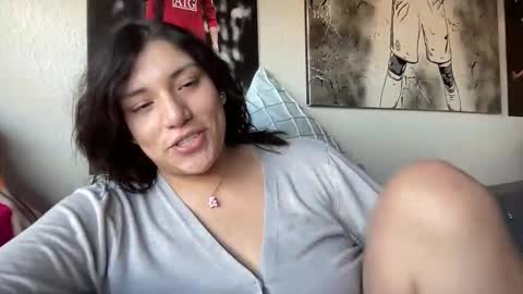 Suzy online show from February 3, 10:26 pm