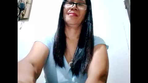 Snapshot of suzzie_hot chatting on December 29, 8:48 pm suzzie_hot online show from December 29, 8:48 pm