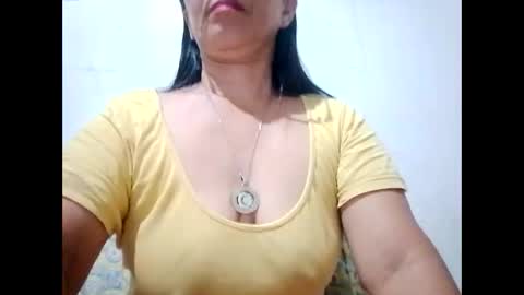 Snapshot of suzzie_hot chatting on March 2, 8:50 pm suzzie_hot online show from March 2, 8:50 pm