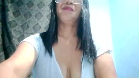 Snapshot of suzzie_hot chatting on September 30, 11:26 am suzzie_hot online show from September 30, 11:26 am
