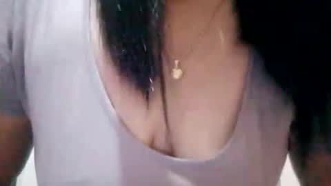 suzzie_hot online show from December 21, 8:27 pm
