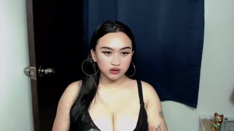 Snapshot of sw33tgirl_moaner chatting on July 5, 12:12 pm Angelic Baby online show from July 5, 12:12 pm