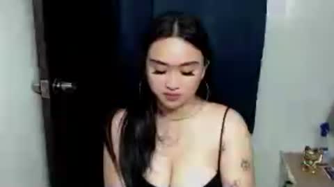Snapshot of sw33tgirl_moaner chatting on July 10, 2:19 pm Angelic Baby online show from July 10, 2:19 pm