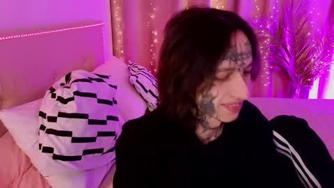 Eric online show from March 25, 4:02 pm