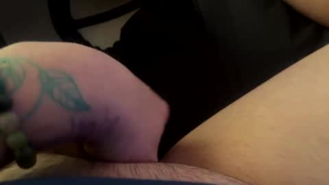 Snapshot of swallowme2121 chatting on December 14, 5:40 am Swallow me online show from December 14, 5:40 am