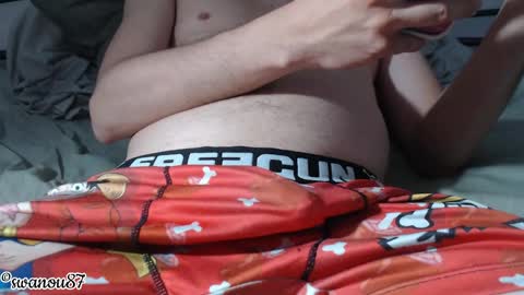 swanou87 online show from May 2, 9:36 am