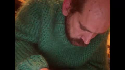 Snapshot of sweaterboy666 chatting on February 9, 3:11 am sweaterboy666 online show from February 9, 3:11 am