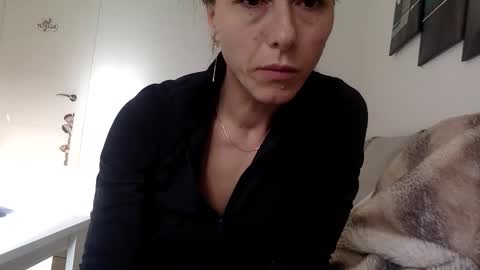 Snapshot of swee788485 chatting on October 24, 8:11 am ALBA online show from October 24, 8:11 am