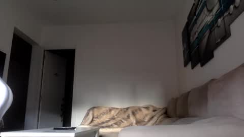 Snapshot of swee788485 chatting on December 4, 9:18 am ALBA online show from December 4, 9:18 am
