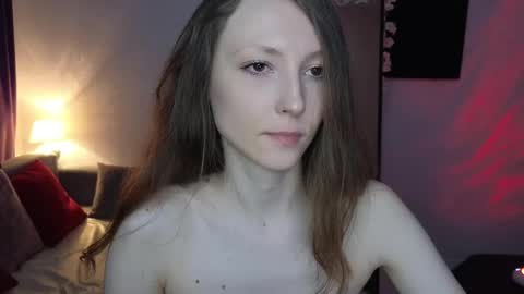 Snapshot of sweeet_lilit chatting on February 21, 2:39 am SwitLilit online show from February 21, 2:39 am