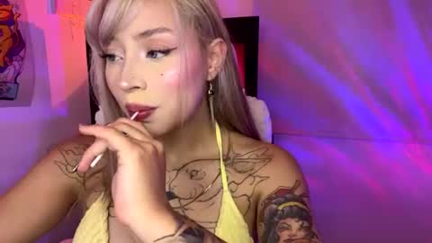 Snapshot of sweeetbabyy22 chatting on July 1, 2:57 am Valeria online show from July 1, 2:57 am