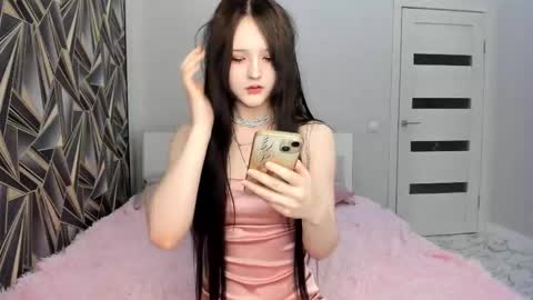 sweeety_peach online show from March 23, 9:35 am