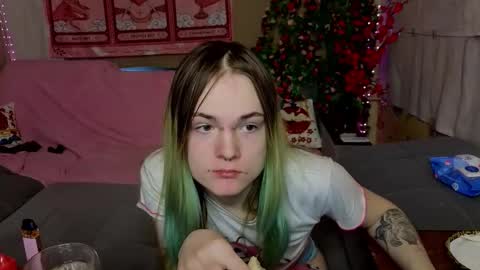 Haeyang  Torry online show from March 9, 9:35 am