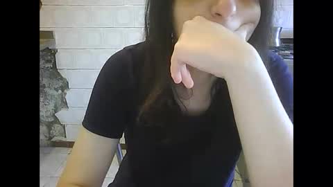 Snapshot of sweet4y0u chatting on June 8, 10:04 am sweet4y0u online show from June 8, 10:04 am