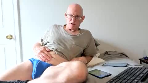 Snapshot of sweet6161 chatting on May 15, 2:24 pm Zeppelin man online show from May 15, 2:24 pm