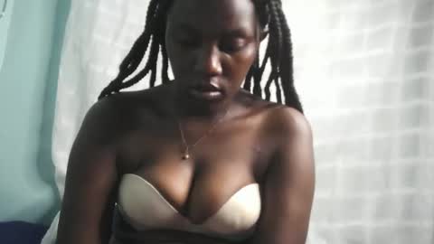 sweet69berry online show from December 5, 6:22 am