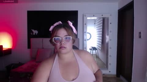 Snapshot of sweet__cat__ chatting on March 26, 7:30 pm sweet__cat__ online show from March 26, 7:30 pm