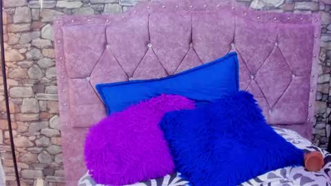 Snapshot of sweet__cherry1 chatting on June 4, 7:20 pm sweet__cherry1 online show from June 4, 7:20 pm