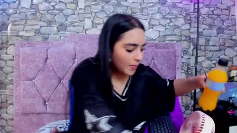 Snapshot of sweet__cherry1 chatting on June 5, 7:08 pm sweet__cherry1 online show from June 5, 7:08 pm