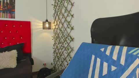 Carolina online show from September 11, 3:23 pm