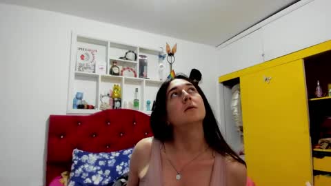 sweet__suck69bitch online show from April 29, 12:48 am