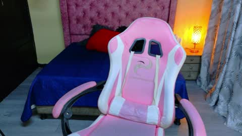 sweet__thang online show from April 11, 4:17 am
