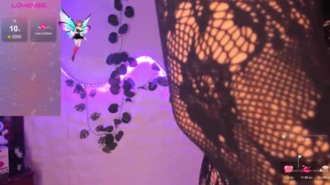 Snapshot of sweet_afrodita777 chatting on November 7, 10:21 pm Afrodita online show from November 7, 10:21 pm