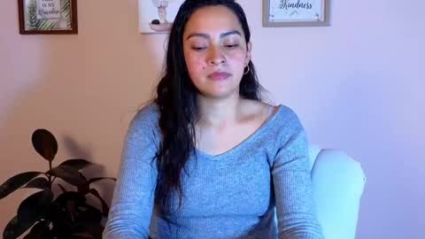 sweet_ahinara online show from January 24, 2:39 am